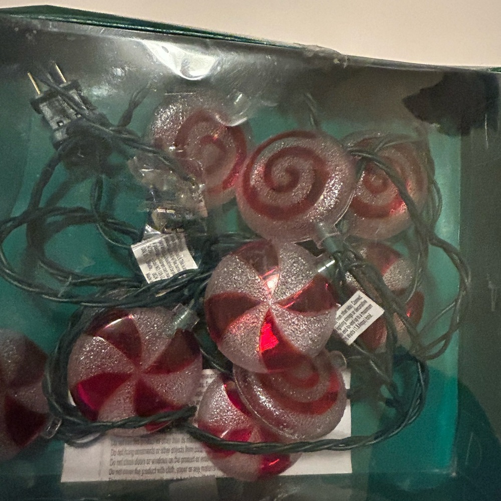 Kurt Adler 10-Light Peppermint Candy Light Set